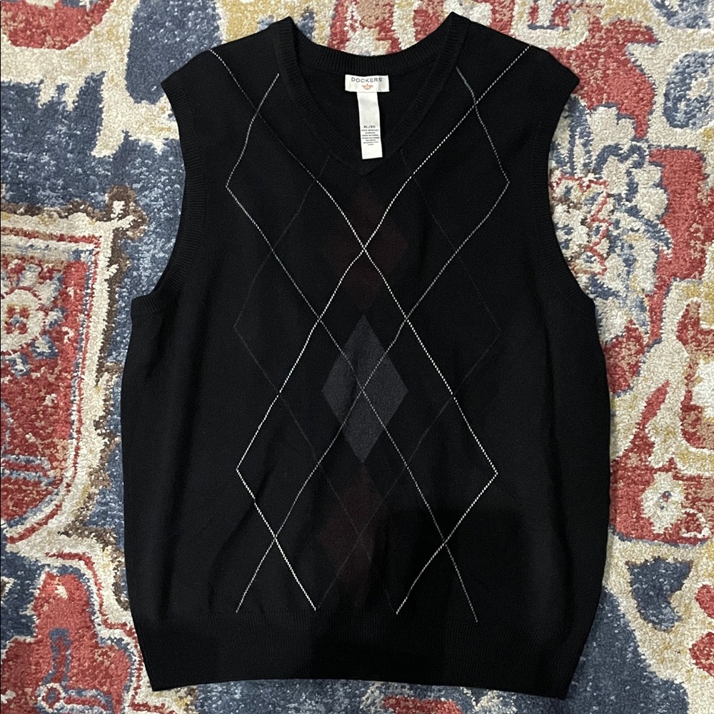 Dockers Black Sweater Vest, size Extra Large